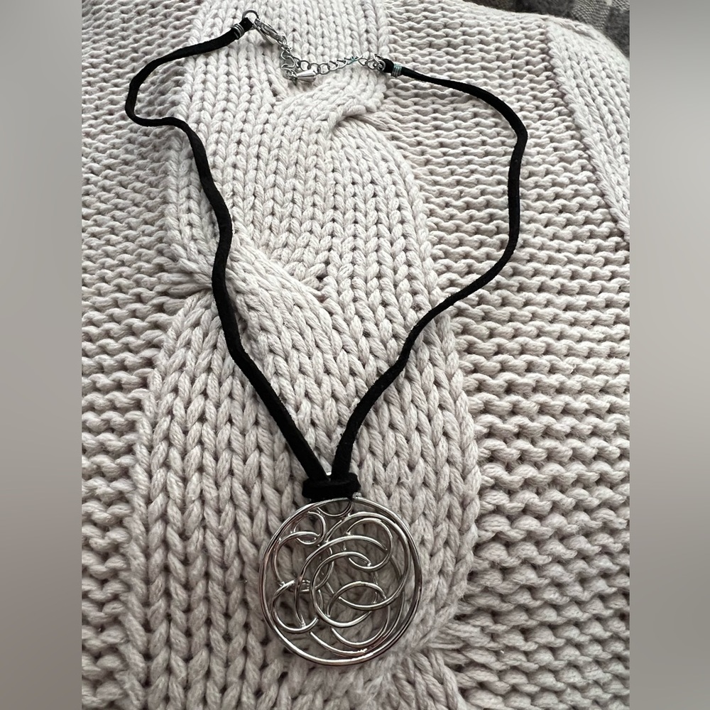 Lia Sophia Wired Necklace